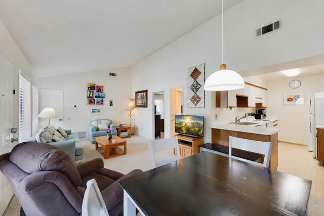 1150 E Amado Road 8a2, Palm Springs, California 92262 home-pic-12