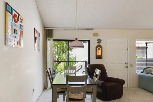 1150 E Amado Road 8a2, Palm Springs, California 92262 home-pic-14