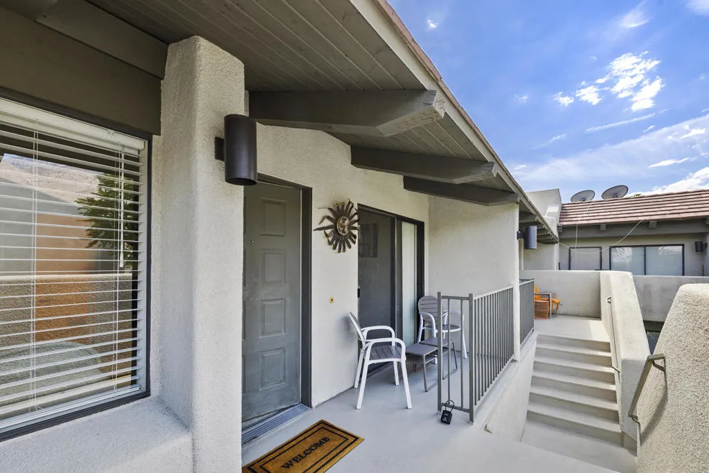 1150 E Amado Road 8a2, Palm Springs, California 92262 home-pic-3