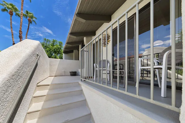 1150 E Amado Road 8a2, Palm Springs, California 92262 home-pic-2