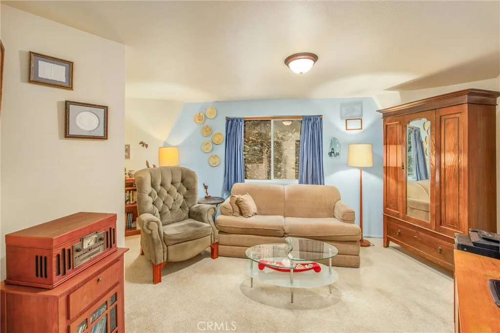 Dowstairs Bedroom