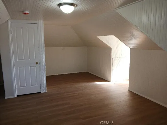 UPSTAIRS BEDROOM APPROX 17 X 20