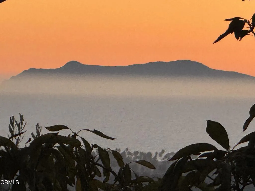 469 Court Avenue, Ventura, California 93003 home-pic-7