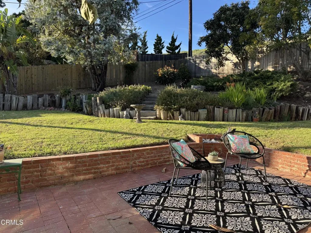 469 Court Avenue, Ventura, California 93003 home-pic-6