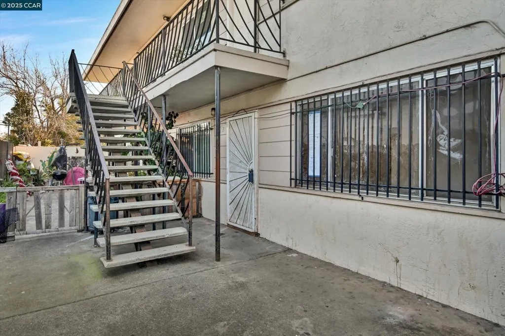 428 9th St, Richmond, California 94804 home-pic-5