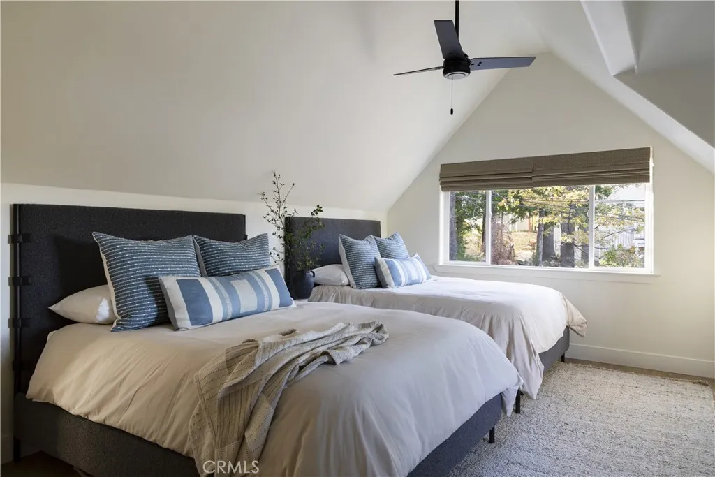 357 Mittry, Lake Arrowhead, California 92352 home-pic-11