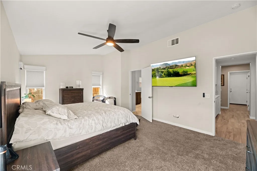 32816 Autumn Wood Cir, Lake Elsinore, California 92530 home-pic-24