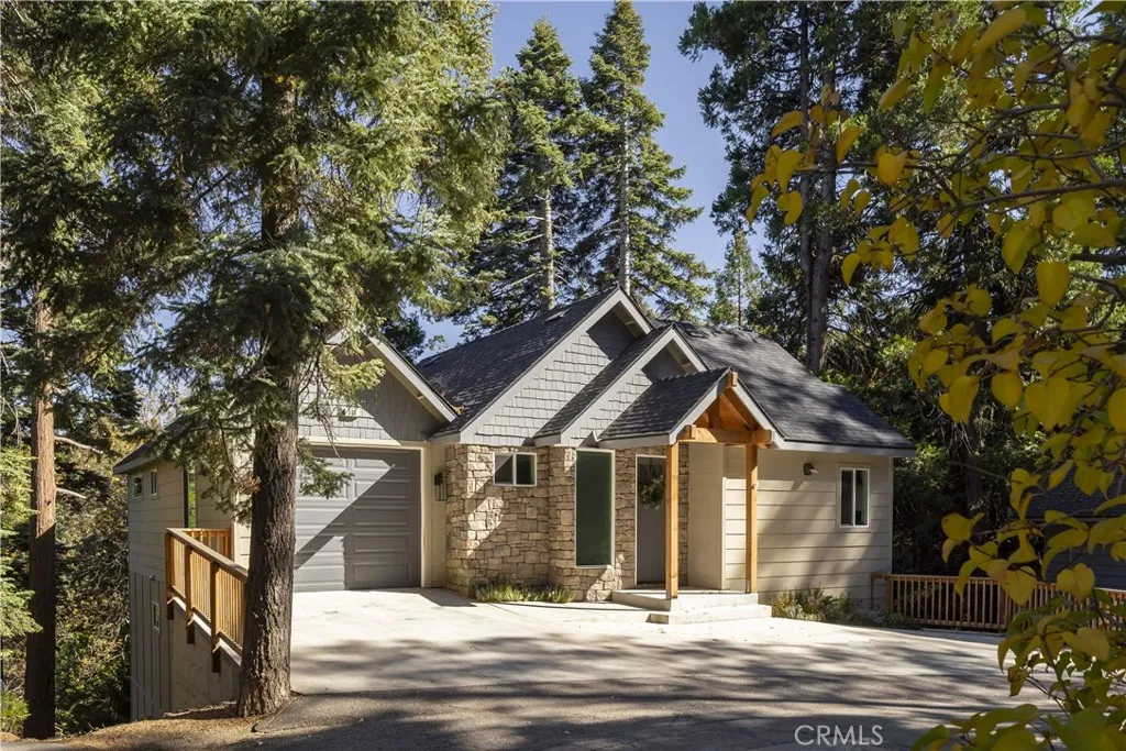 388 Primrose Circle, Lake Arrowhead, California 92352 home-pic-1