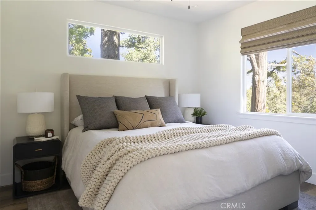 388 Primrose Circle, Lake Arrowhead, California 92352 home-pic-11