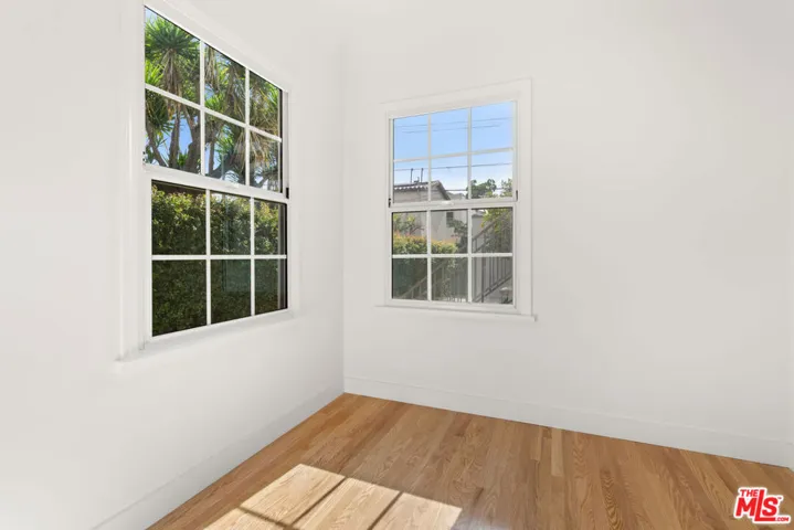 7972 Blackburn Avenue, Los Angeles, California 90048