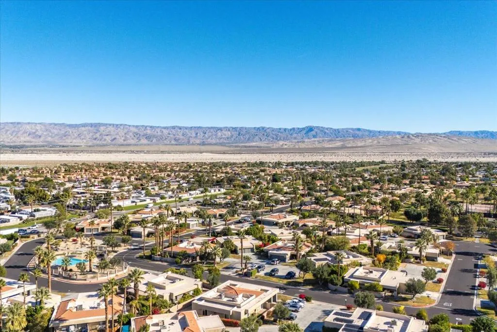 3081 Sunflower Circle W, Palm Springs, California 92262 home-pic-40