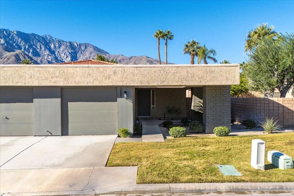 3081 Sunflower Circle W, Palm Springs, California 92262 home-pic-2