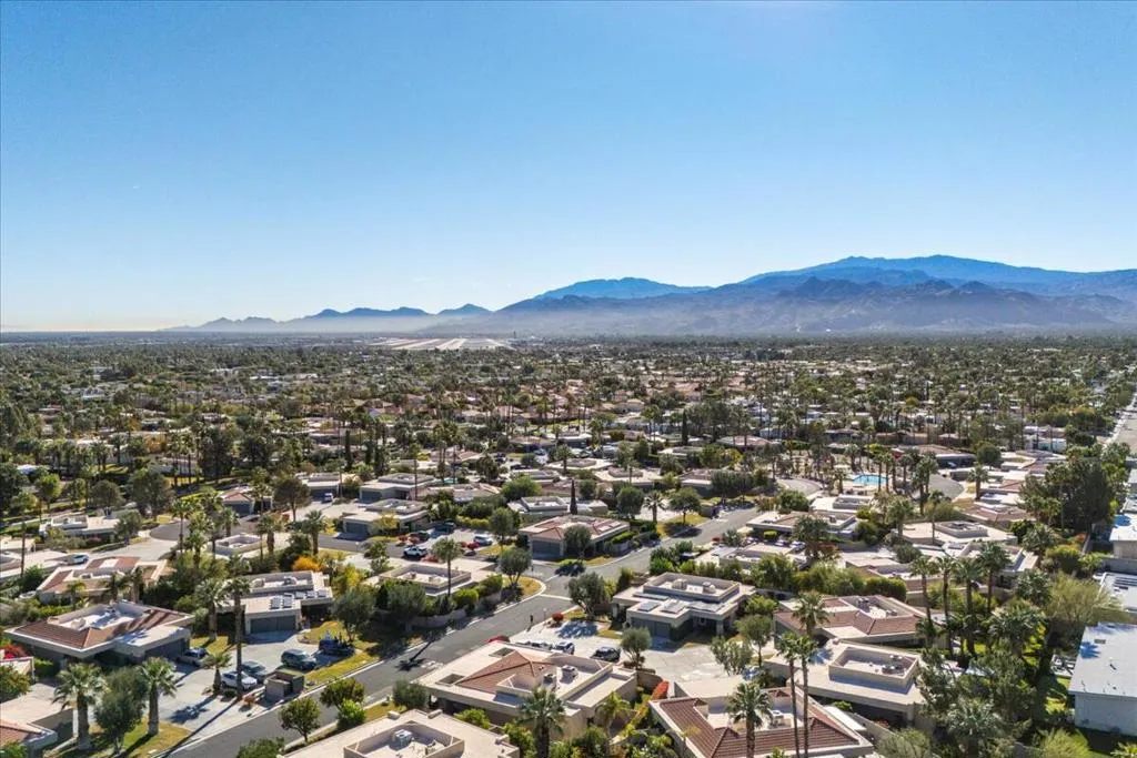 3081 Sunflower Circle W, Palm Springs, California 92262 home-pic-41