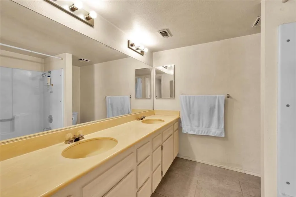 3081 Sunflower Circle W, Palm Springs, California 92262 home-pic-21