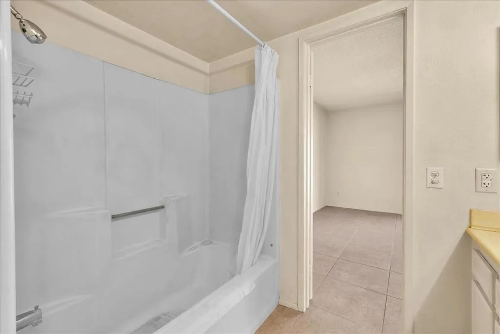 3081 Sunflower Circle W, Palm Springs, California 92262 home-pic-22