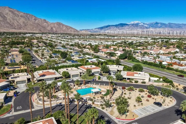 61-SUNRISE PALMS AMENITIES (20)