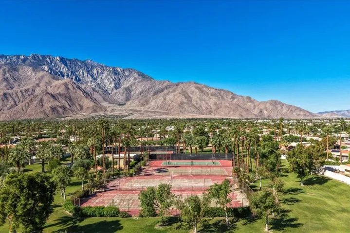 51-SUNRISE PALMS AMENITIES (11)