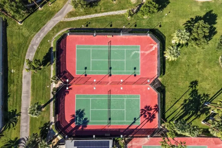 55-SUNRISE PALMS AMENITIES (15)