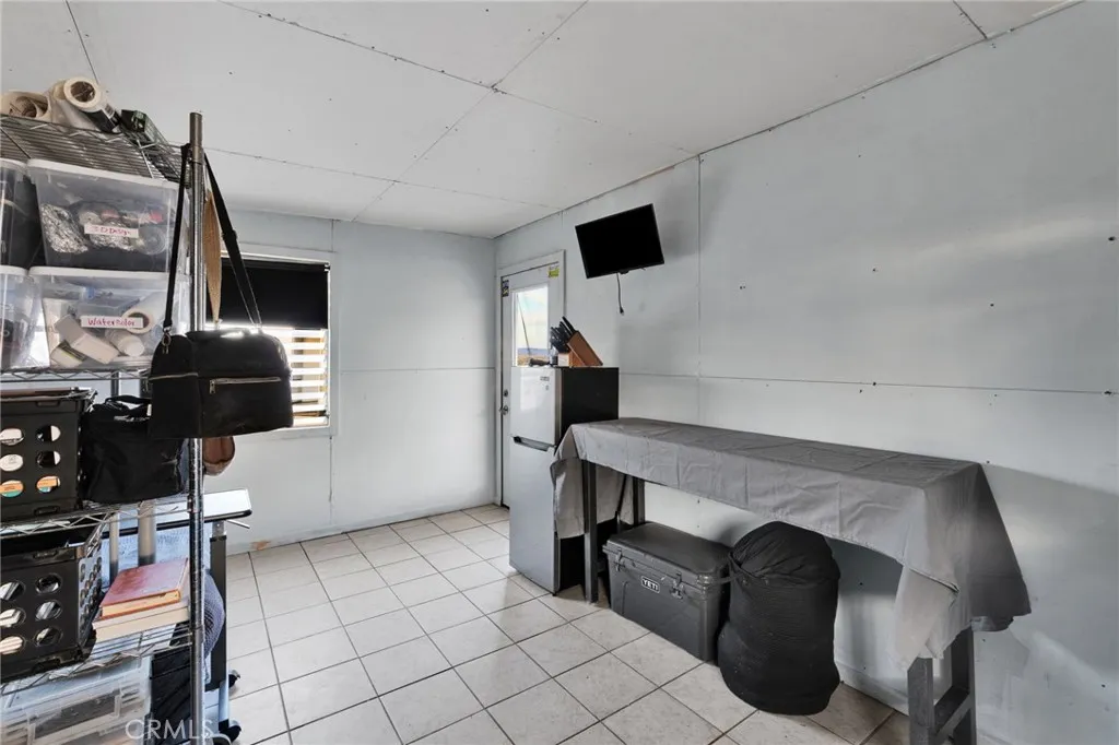 68476 Pole Line, 29 Palms, California 92277 home-pic-12