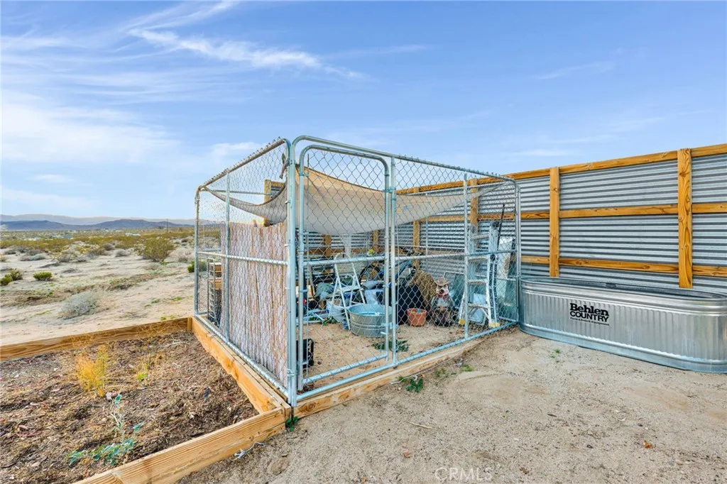 68476 Pole Line, 29 Palms, California 92277 home-pic-7