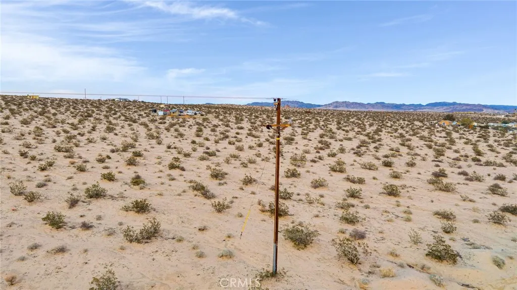 68476 Pole Line, 29 Palms, California 92277 home-pic-18