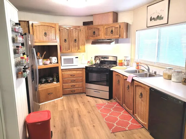 Large Kitchen