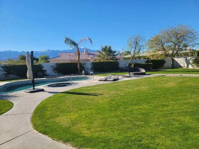 5_Curie_Ct_pool_back_yard