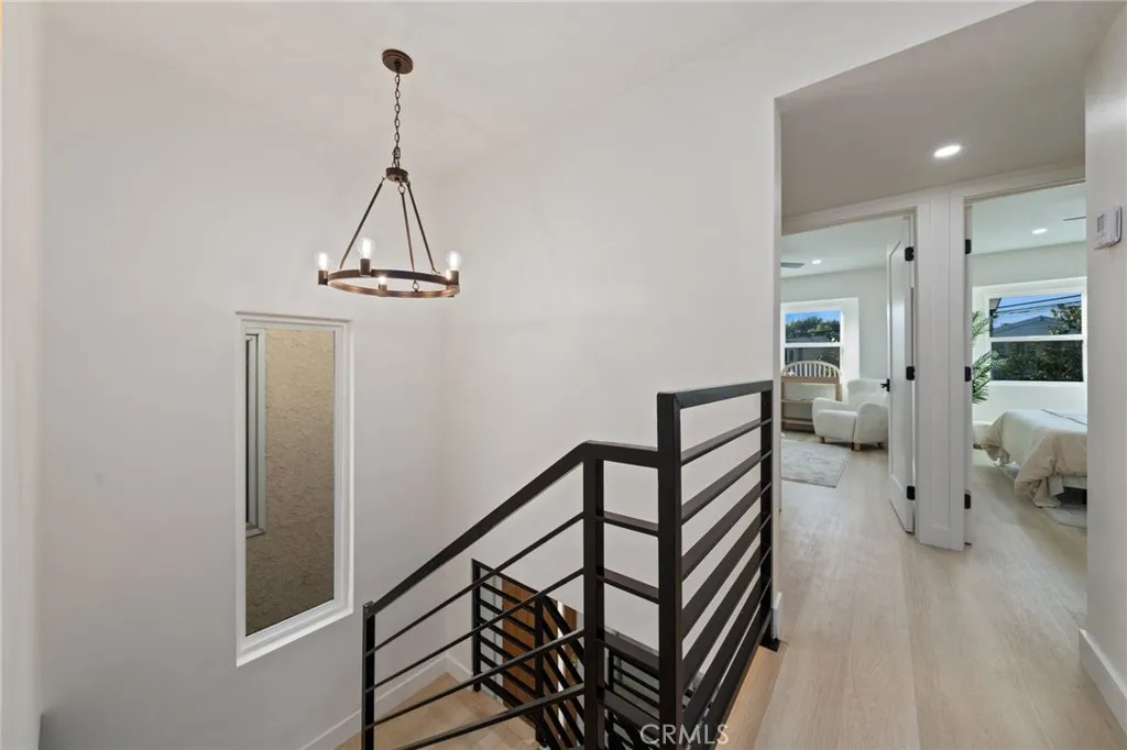 332 Flint Avenue, Long Beach, California 90814 home-pic-10