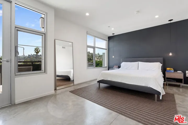 4111 W Sunset Boulevard 546, Los Angeles, California 90029