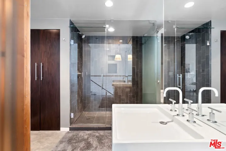 4111 W Sunset Boulevard 546, Los Angeles, California 90029