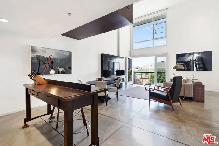 4111 W Sunset Boulevard 546, Los Angeles, California 90029