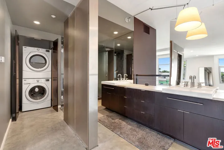 4111 W Sunset Boulevard 546, Los Angeles, California 90029
