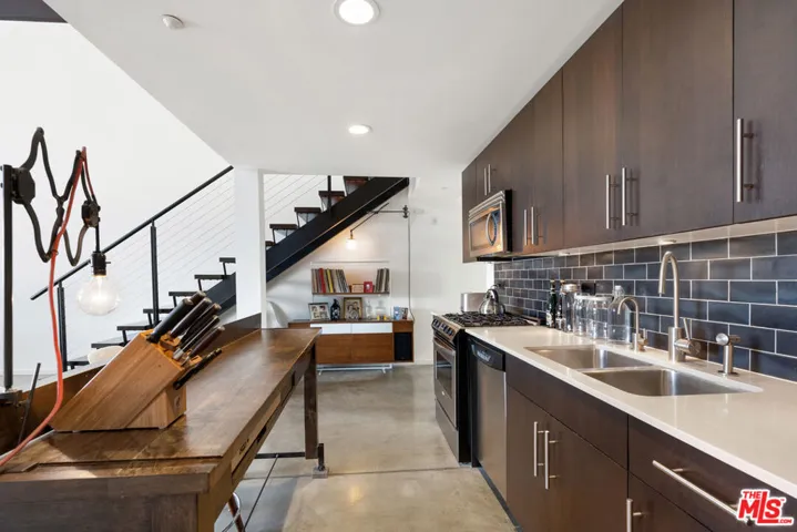 4111 W Sunset Boulevard 546, Los Angeles, California 90029