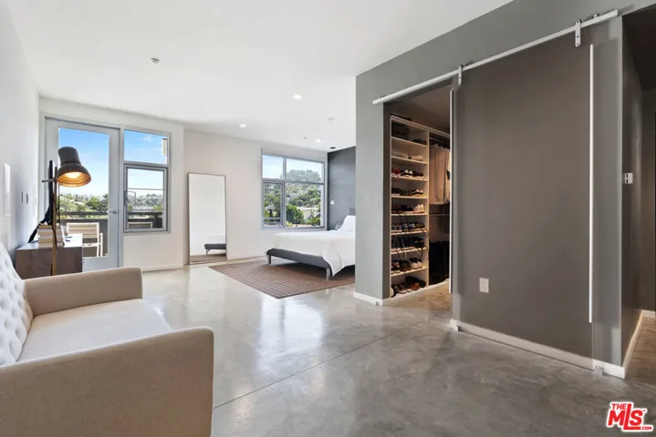 4111 W Sunset Boulevard 546, Los Angeles, California 90029