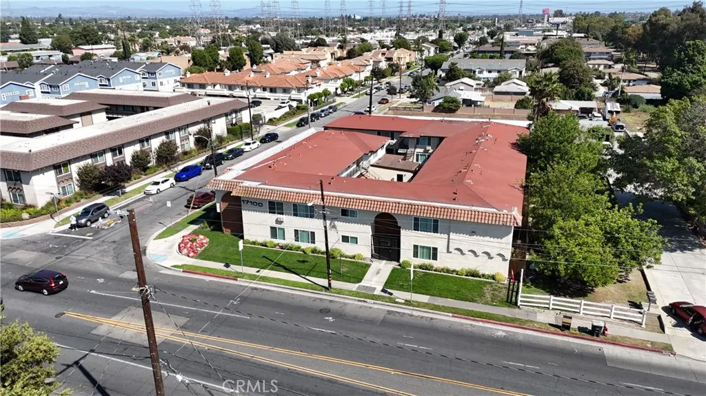 17100 Downey Avenue, Bellflower, California 90706 home-pic-11