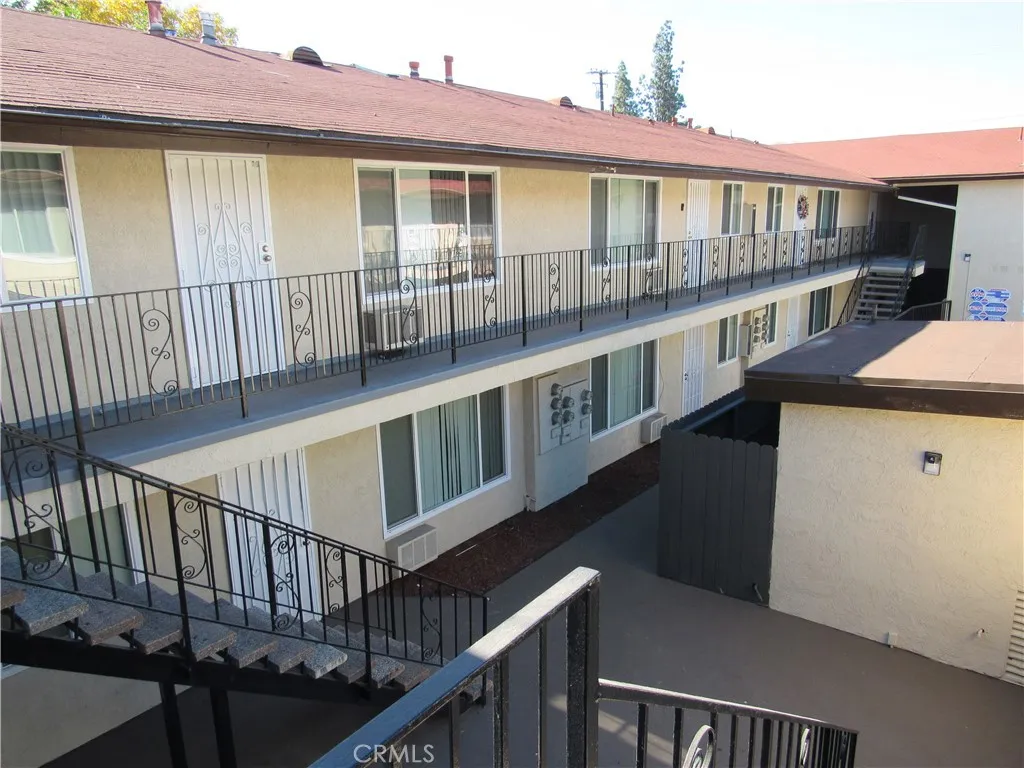 17100 Downey Avenue, Bellflower, California 90706 home-pic-5
