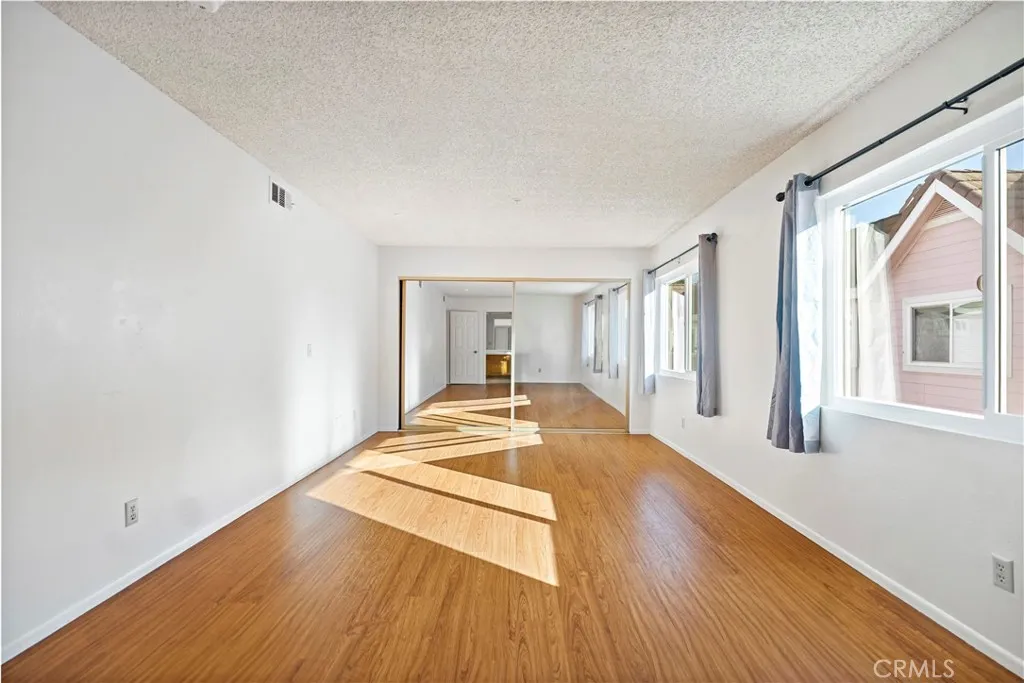 1505 S Atlantic E, Alhambra, California 91803 home-pic-19