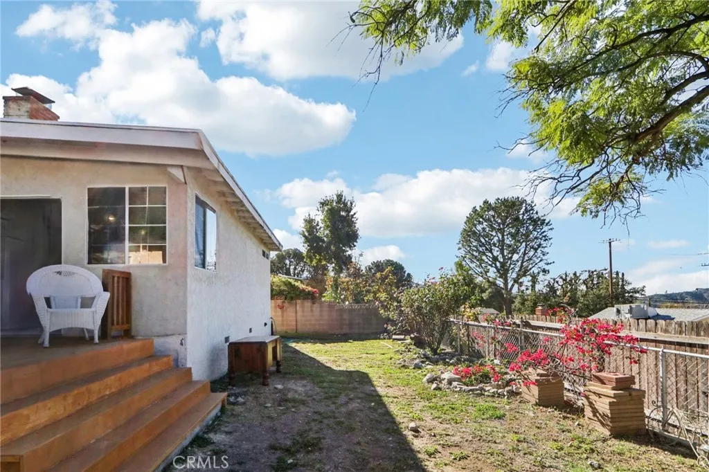 10509 Silverton, Tujunga, California 91042 home-pic-32