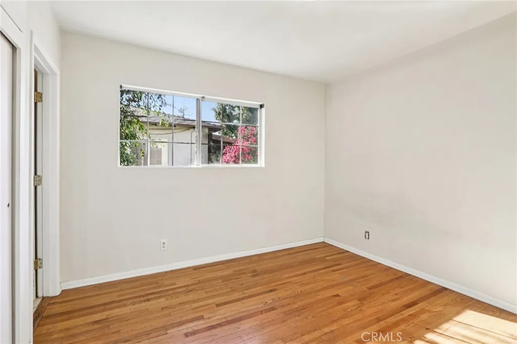 10509 Silverton, Tujunga, California 91042 home-pic-24