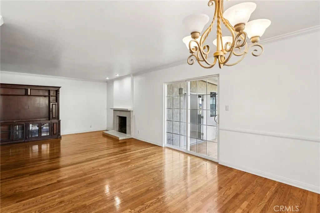 10509 Silverton, Tujunga, California 91042 home-pic-11
