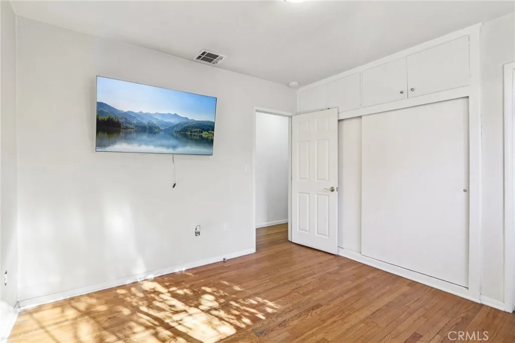 10509 Silverton, Tujunga, California 91042 home-pic-25