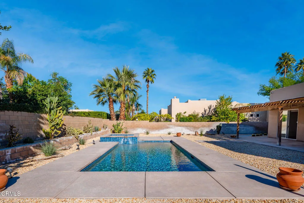 67 Tempe Trail, Palm Desert, California 92211 home-pic-44