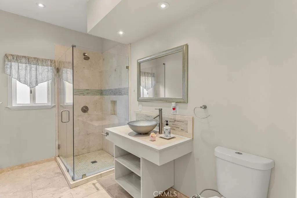 2500 Anabas Avenue, San Pedro, California 90732 home-pic-13