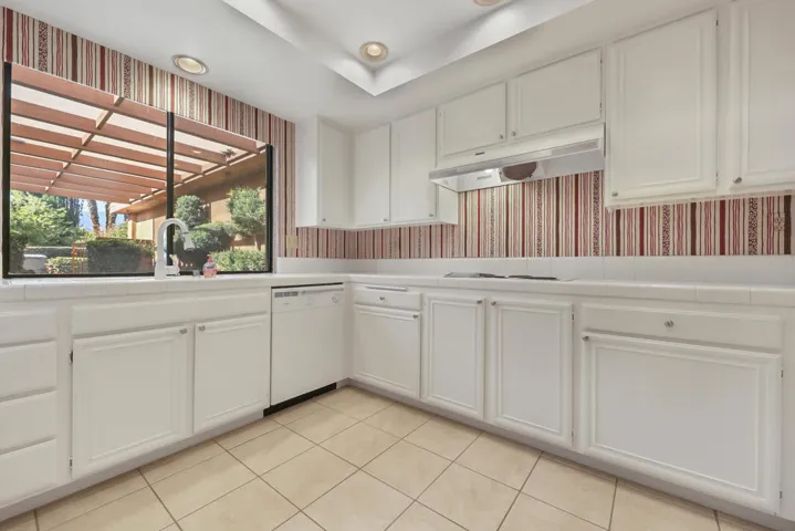 KITCHEN VIEW