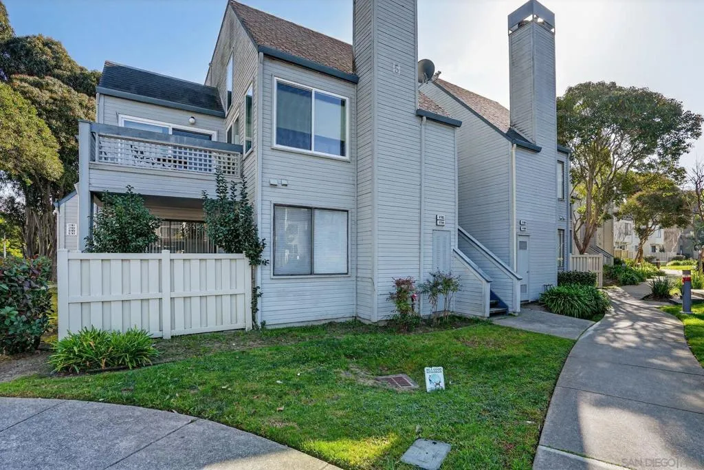 3784 Stoneglen N, Richmond, California 94806 home-pic-1