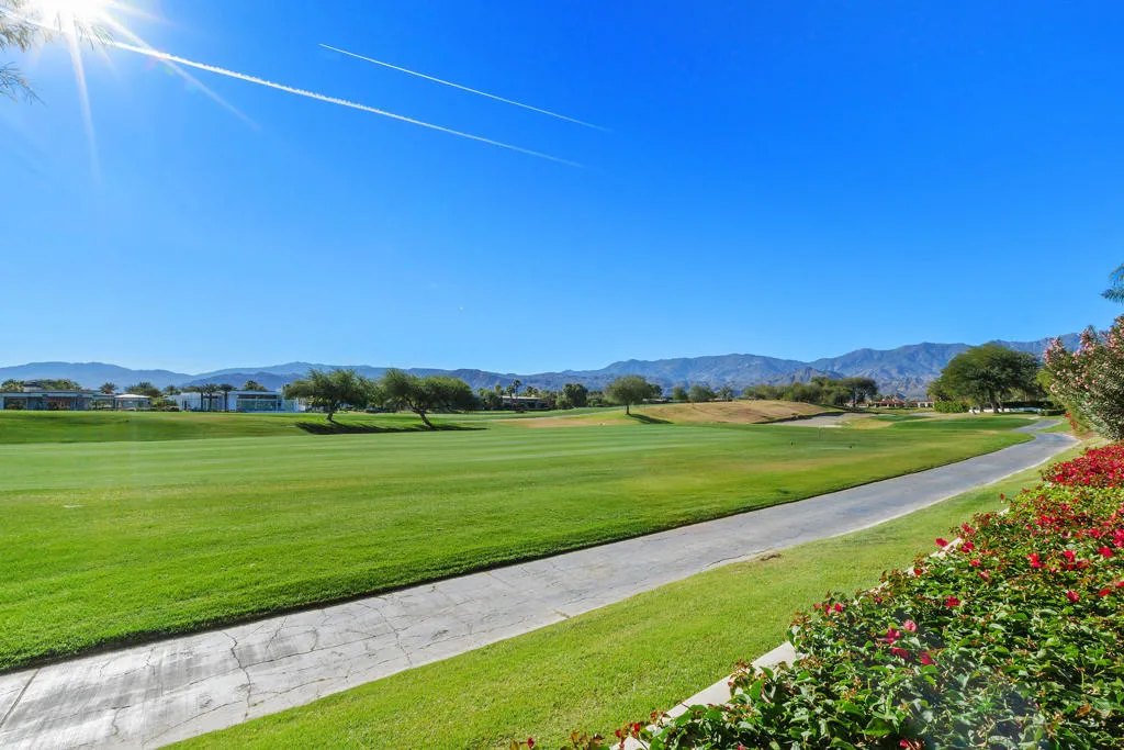 284 Loch Lomond Road, Rancho Mirage, California 92270 home-pic-36