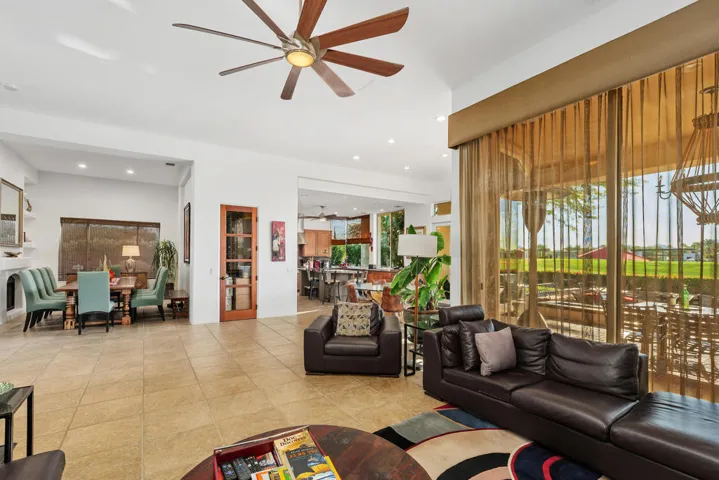 19_11957021_184985_184985-EI-119