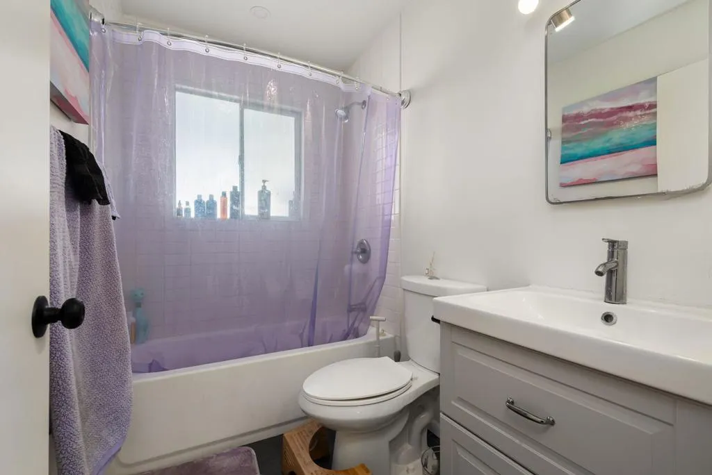 66970 Desert View Avenue, Desert Hot Springs, California 92240 home-pic-9