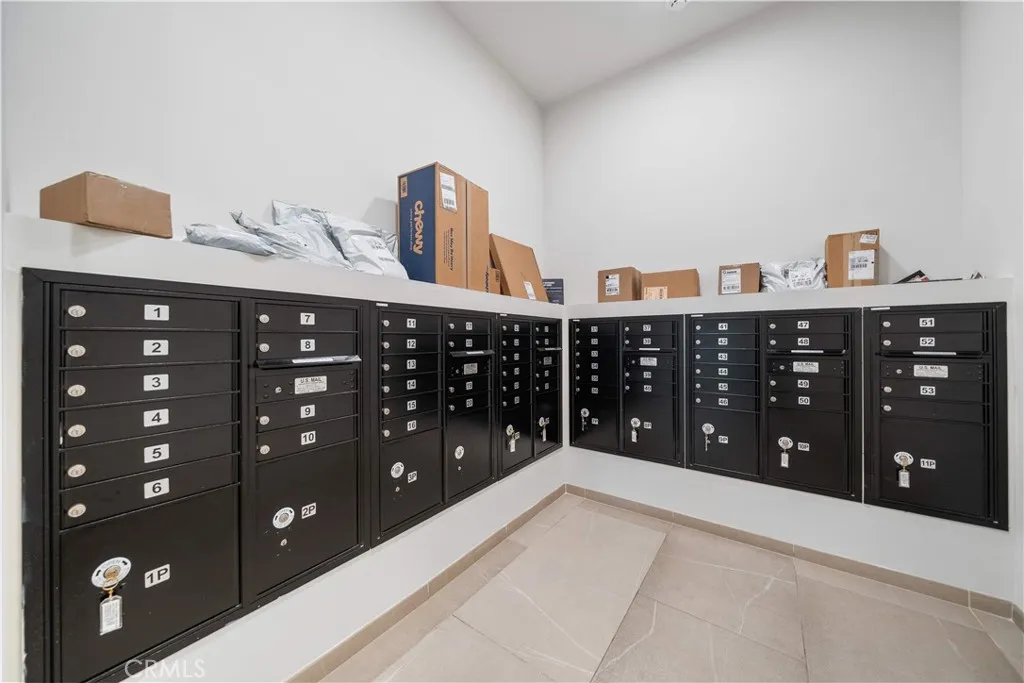 709 E Walnut Street 315, Pasadena, California 91101 home-pic-27