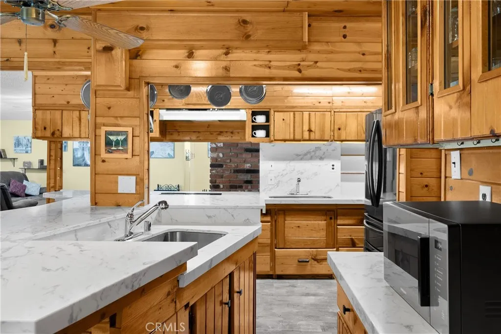 1005 E Woodland Lane, Glendora, California 91741 home-pic-19